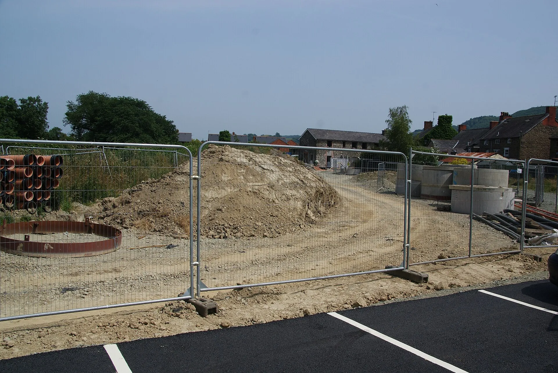 Drainage works in Meifod